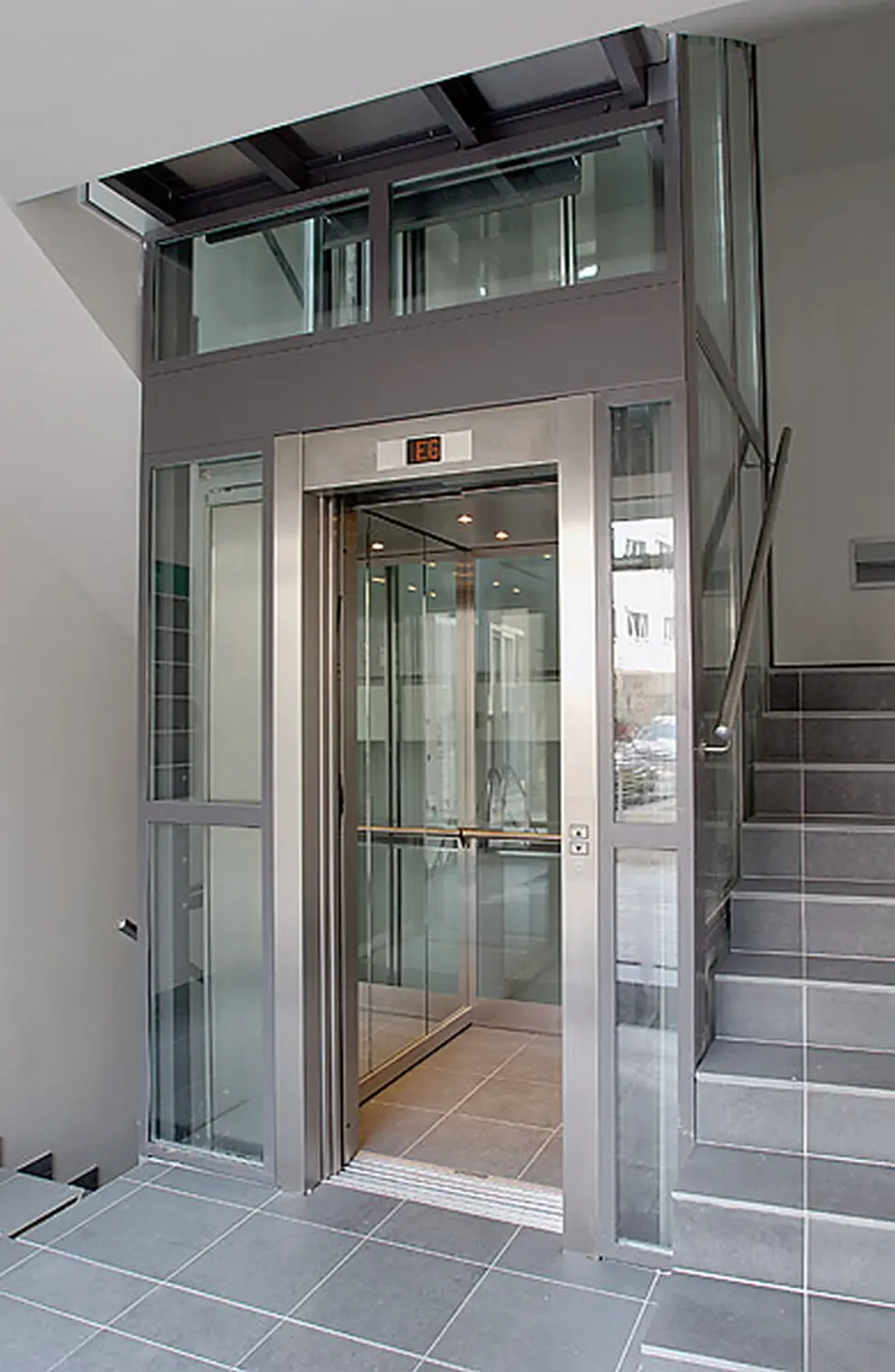 Ein moderner Aufzug von DS Elevators